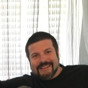 Meet your Posher, Chris